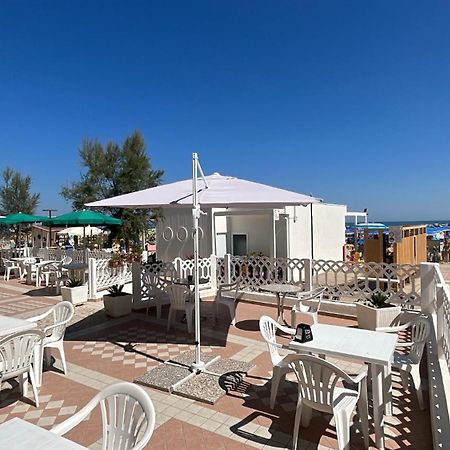 Hotel Bartolini Беллария-Иджеа-Марина Экстерьер фото