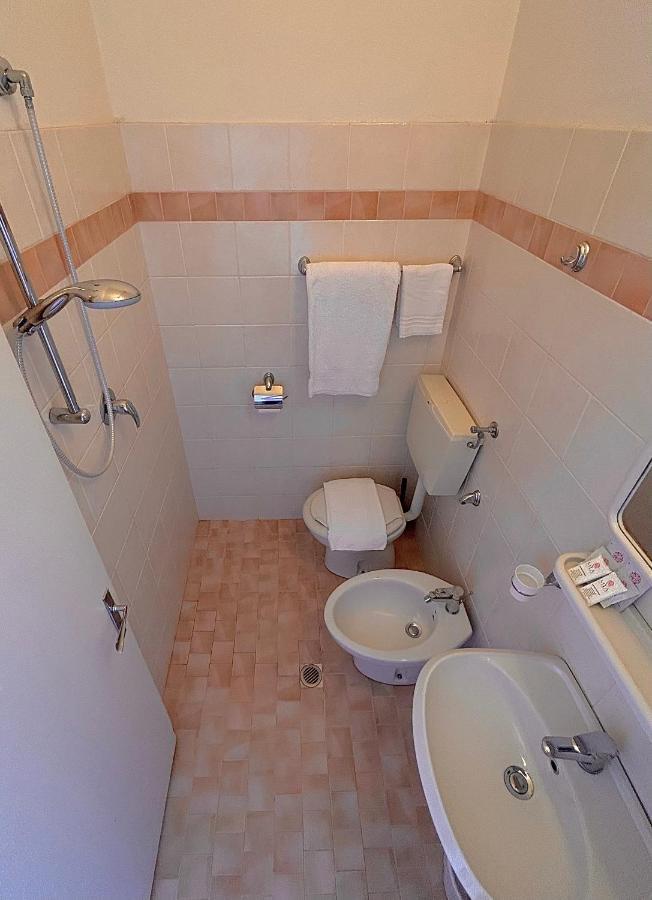 Hotel Bartolini Беллария-Иджеа-Марина Экстерьер фото