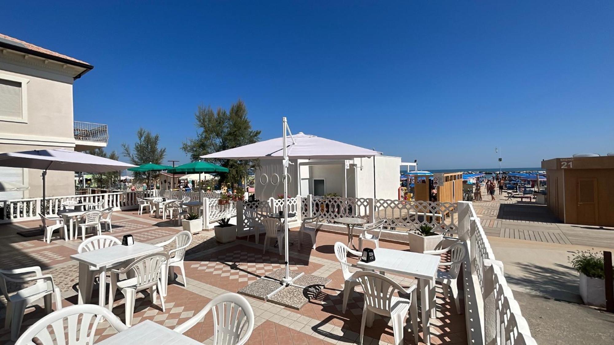 Hotel Bartolini Беллария-Иджеа-Марина Экстерьер фото